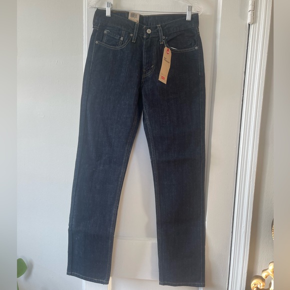 Levi 514’s | Straight Leg | 28x32 | Brand New w Tags - Picture 2 of 5